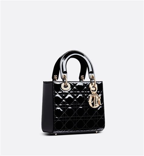 borsa lady dior vernice nera|Borsa piccola Lady Dior Pelle di vitello verniciata Cannage nera.